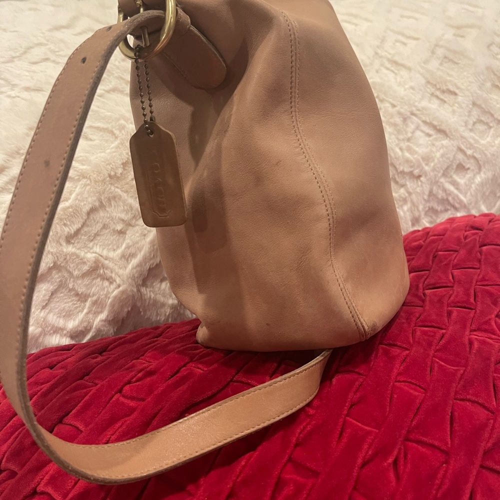 Coach Beige Leather Shoulder Bag